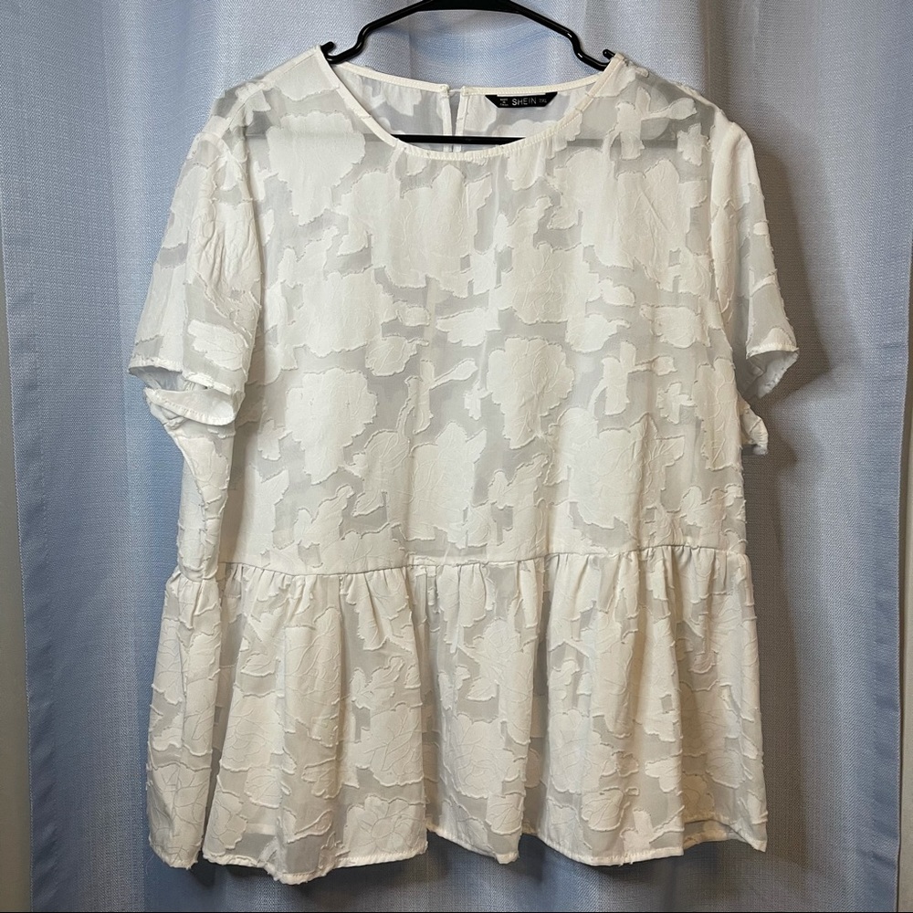 Shein | 2X White Lace Top Worn twice EUC